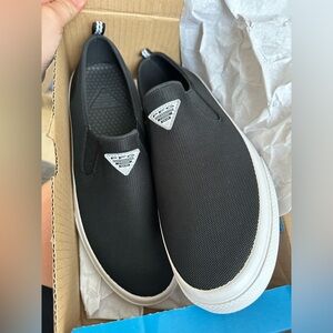 NWT Men’s Size 9 Columbia PFG Distant Water Slip